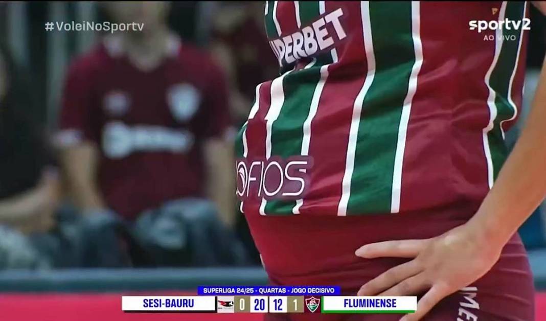 Ünlü voleybolcuyu görenler şaştı kaldı: 5 aylık hamileyken maça çıktı! 2